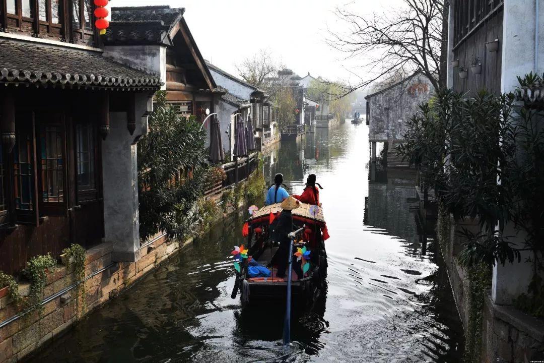 去黑眼圈消除鱼尾纹万千时尚达人推荐悦蕾植物抗衰多效眼膜